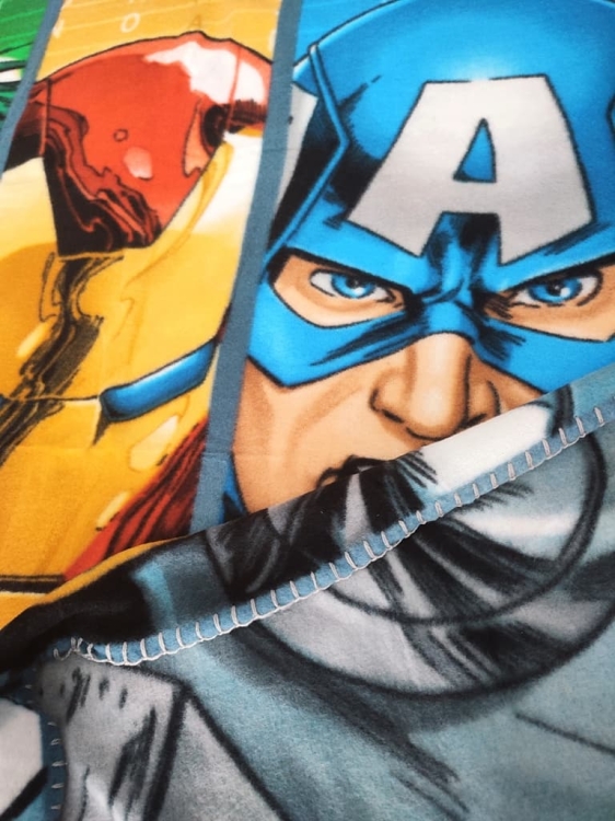 kocyk-dla-dziecka-avengers