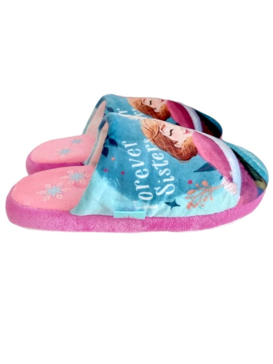 kapcie-dla-dziewczynki-kraina-lodu