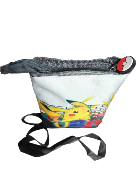 etui-na-telefon-saszetka-pokemon