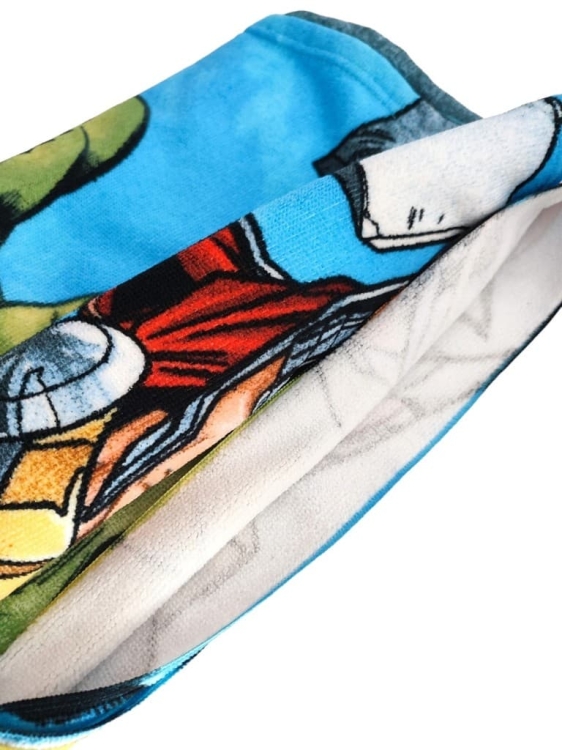 recznik-plazowy-szybkoschnacy-avengers-70x140-cm-microfibra