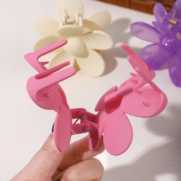 spinka-klamra-7,5cm-kwiatek-pastelowy-roz